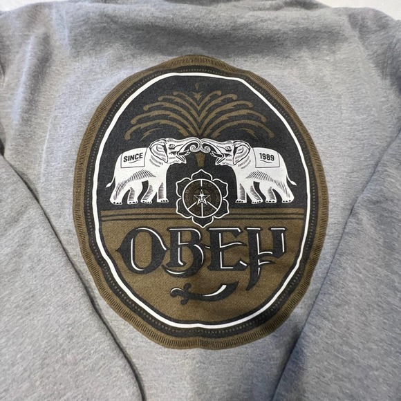 Obey Top Sweatshirt Hoodie Graphic Elephants Gray Gold Black White Size XL - Picture 10 of 10